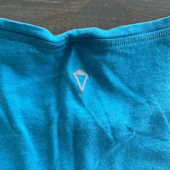 Ivivva by Lululemon T-Shirt Size 12 - Picture 4 of 4